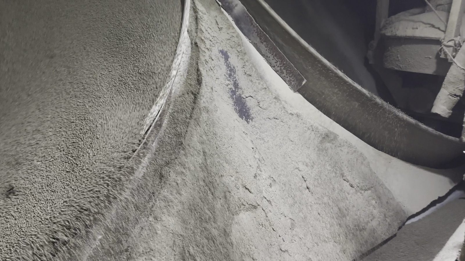 Granulasi untuk pasir bentonite
